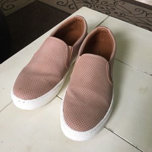 american eagle shoes